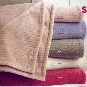 Zig-zag Plush Blanket