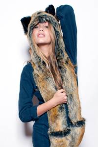 RED WOLF spirithood