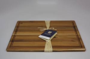Large wooden cutting board - that can catch juice
