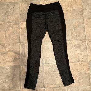 Women’s Athletic Works leggings